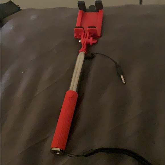 Selfie Stick (Never Used) - Picture 1 of 3